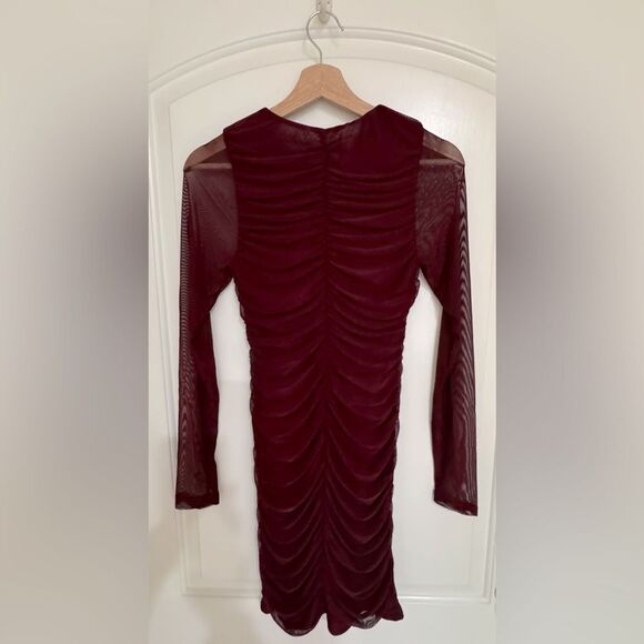 NWT MINKPINK ‘Kiki’ Mini Dress in Wine Size S - Picture 6 of 12